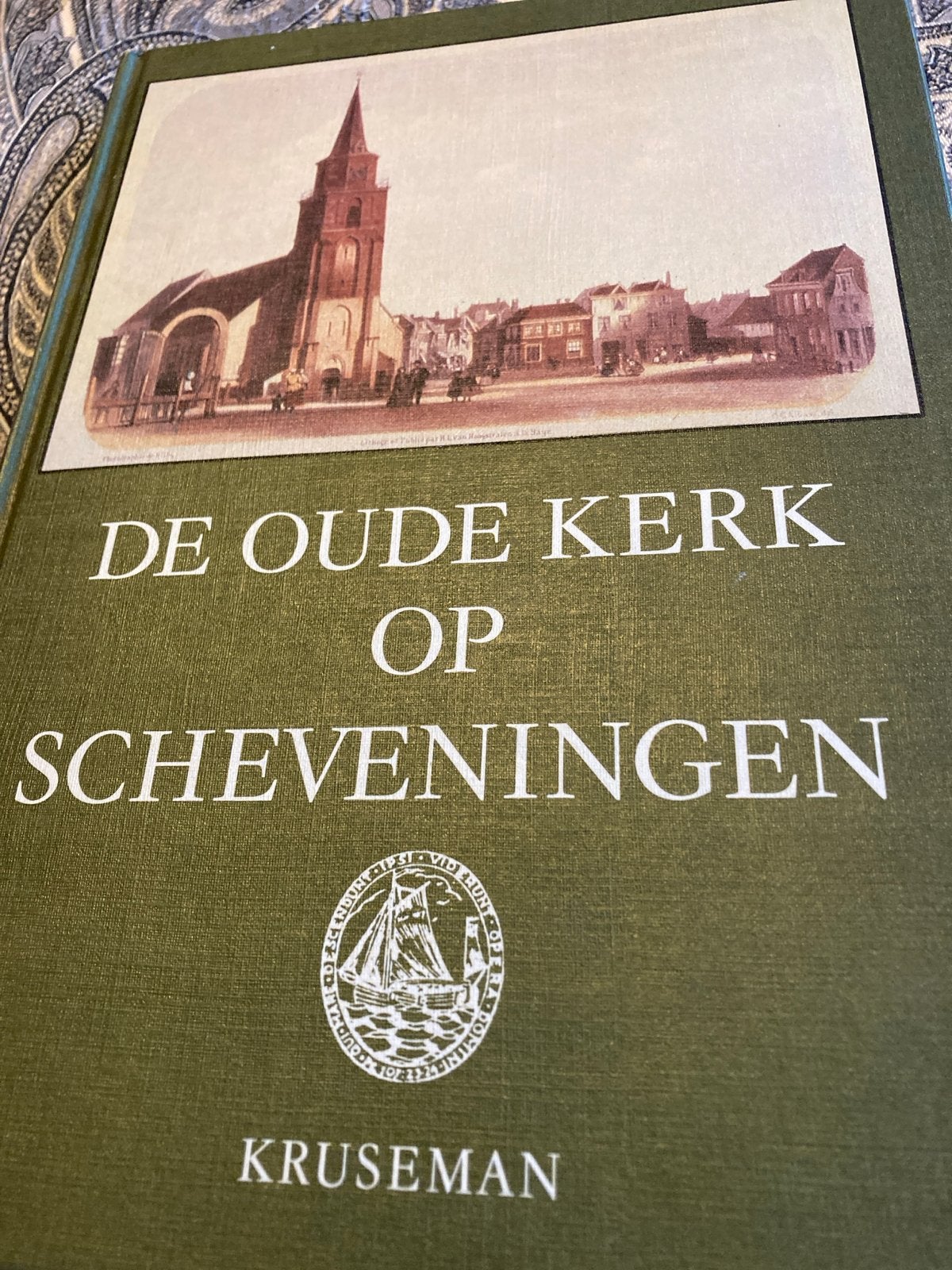 De Oude Kerk op Scheveningen - Heleen van der Weel, Boeken, Ophalen of Verzenden, 20e eeuw of later, Gelezen