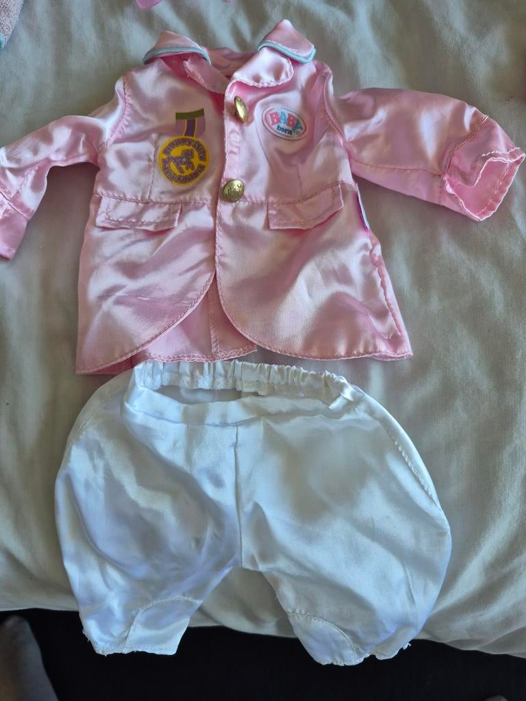 Baby Born Roze Jasje en Witte Broekje Set, Ophalen, Gebruikt, Meisje
