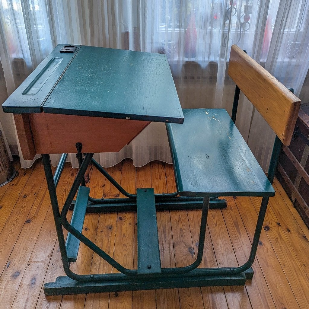Oud houten schoolbankje, Ophalen, Gebruikt, Tafel(s) en Stoel(en)