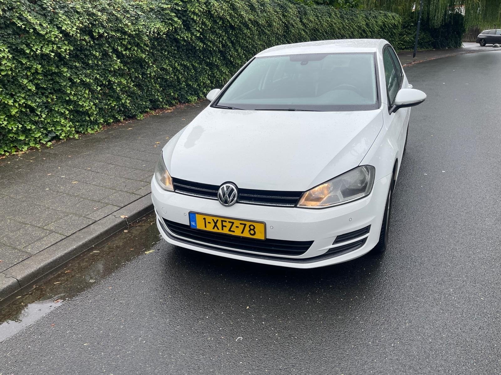 Volkswagen Golf 1.2 TSI 77KW 5D 2014 Wit, Voorwielaandrijving, 4 cilinders, 610 kg, Wit