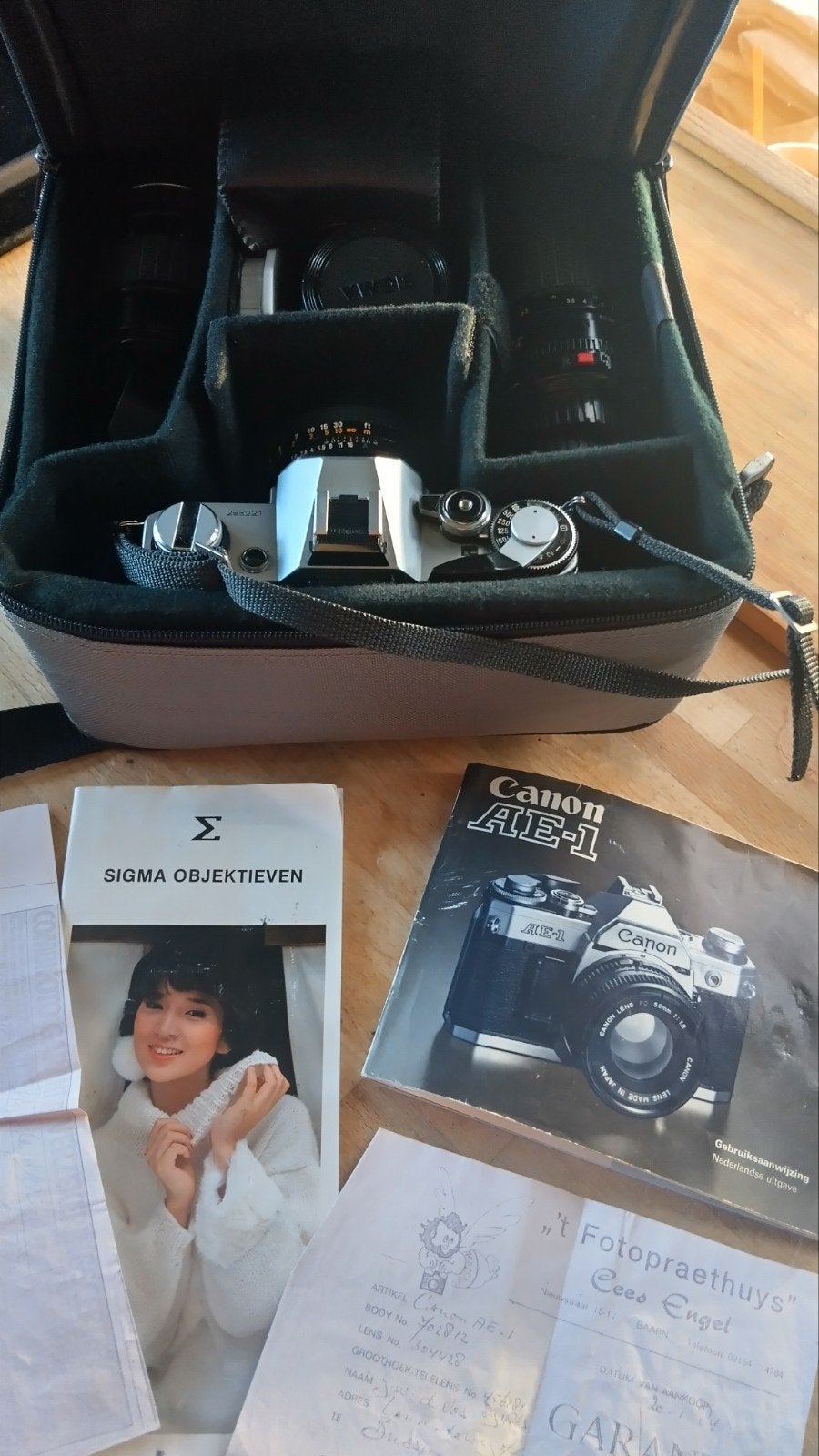 Canon AE-1 complete set met 4 lenzen, flitser en accessoires, Ophalen of Verzenden, Zo goed als nieuw, Spiegelreflex, Canon