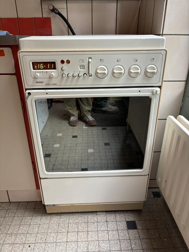 Gratis ATAG gasfornuis met oven, Witgoed en Apparatuur, Ophalen, Gebruikt, 4 kookzones, Gas