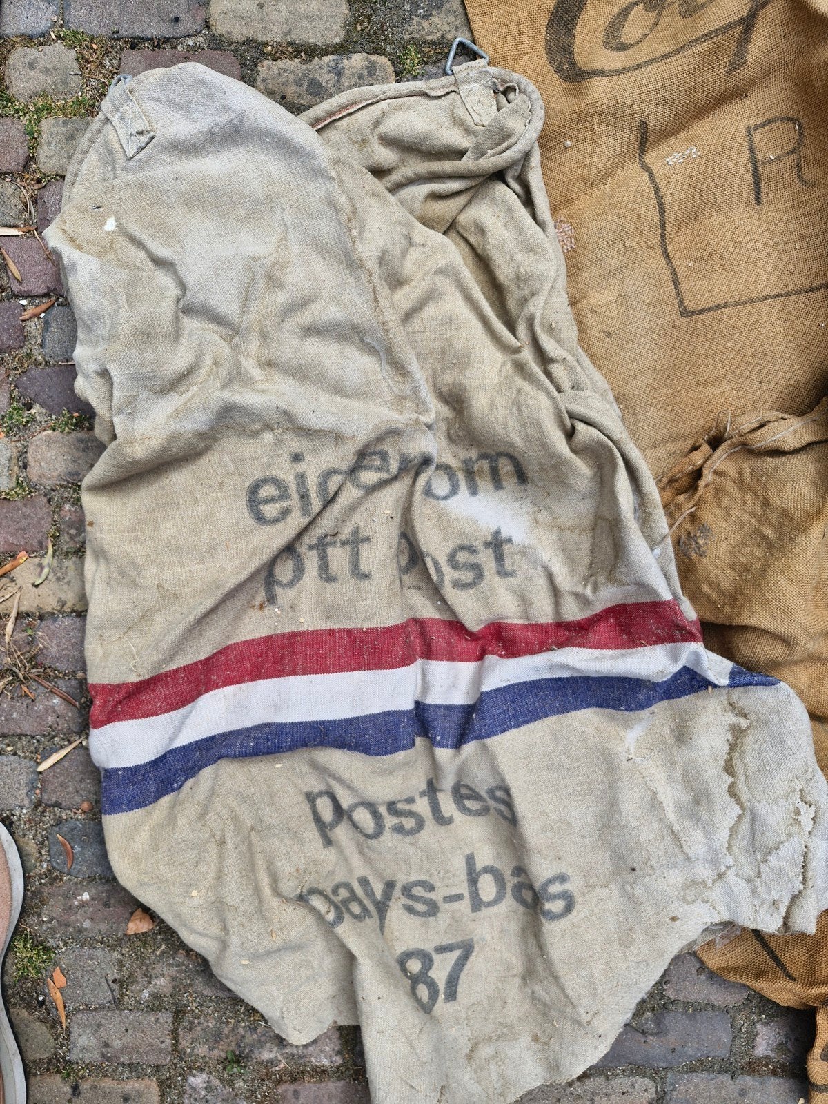 Vintage postzakken - decoratie of opslag, Ophalen