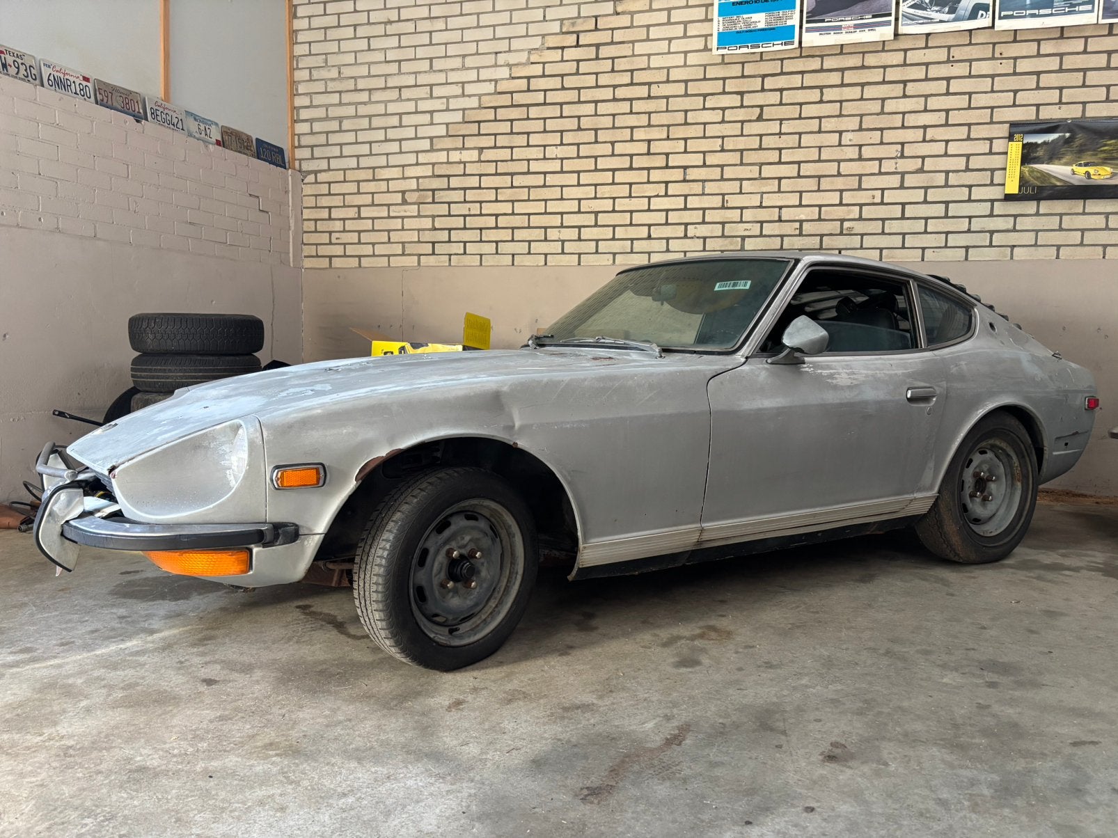 Datsun 240Z Coupe 1973 Zilver/Zwart MATCHING NUMBERS HANDBAK, Auto's, Oldtimers, Overige merken, Zwart, Handgeschakeld, Particulier