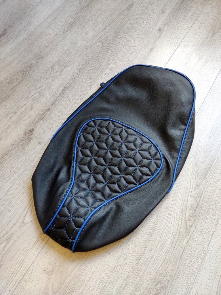 UITVERKOOP! Zadelhoes buddydek Vespa Sprint Primavera blauw, Info@jynkx.com, Nieuw, Ophalen of Verzenden, Piazza 99