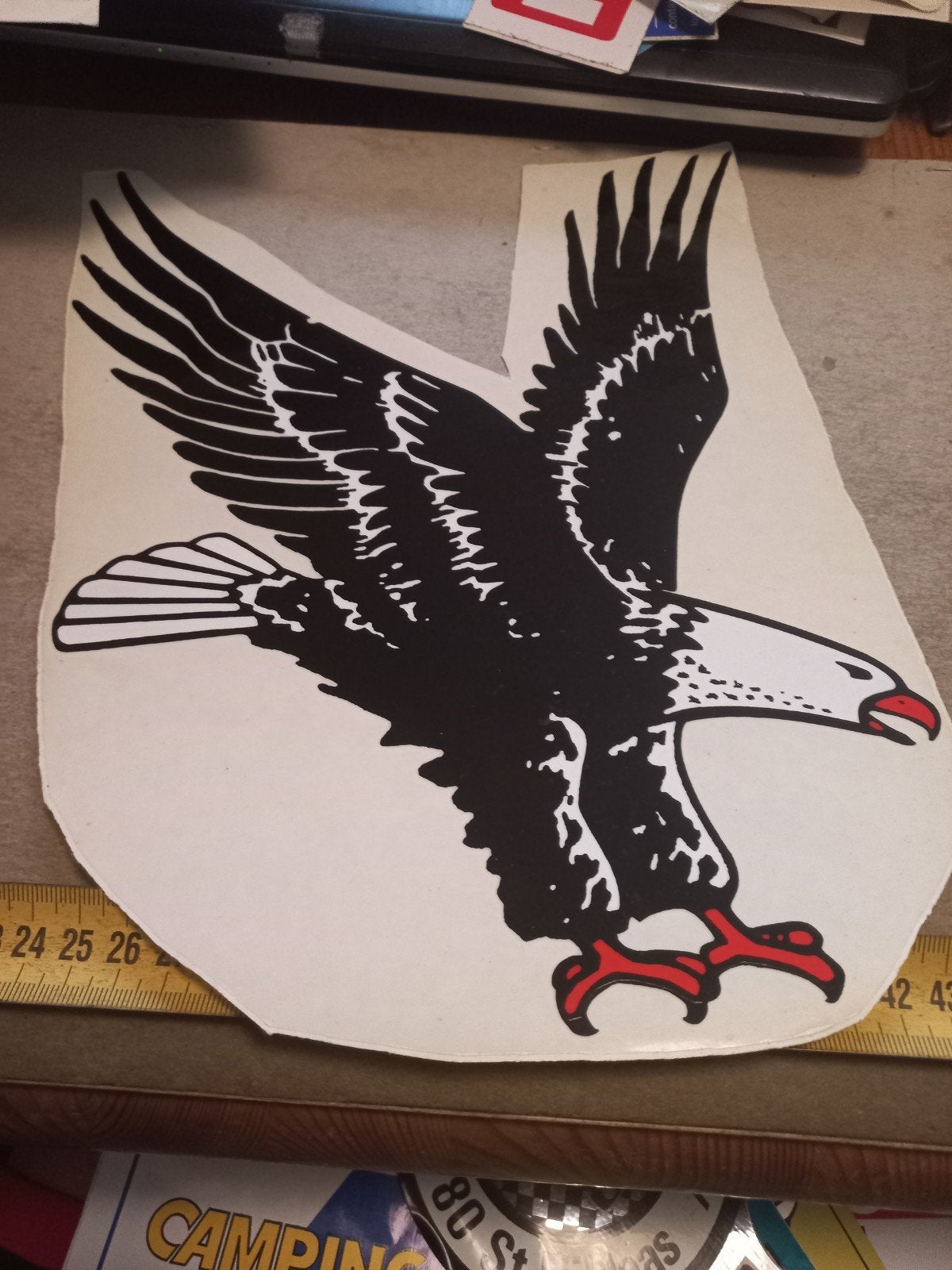 Grote Adelaar Sticker - Zwart/Wit met Rode Details, Ophalen of Verzenden