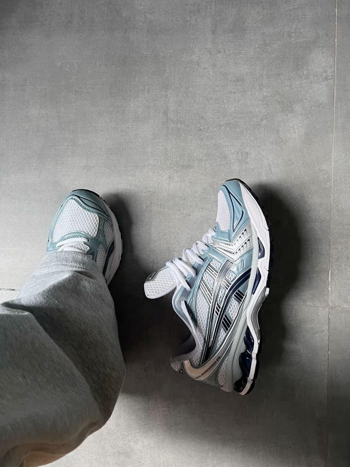 Asics gel kayano 14 fjord grey, Ophalen, Zo goed als nieuw, Grijs, Sneakers of Gympen