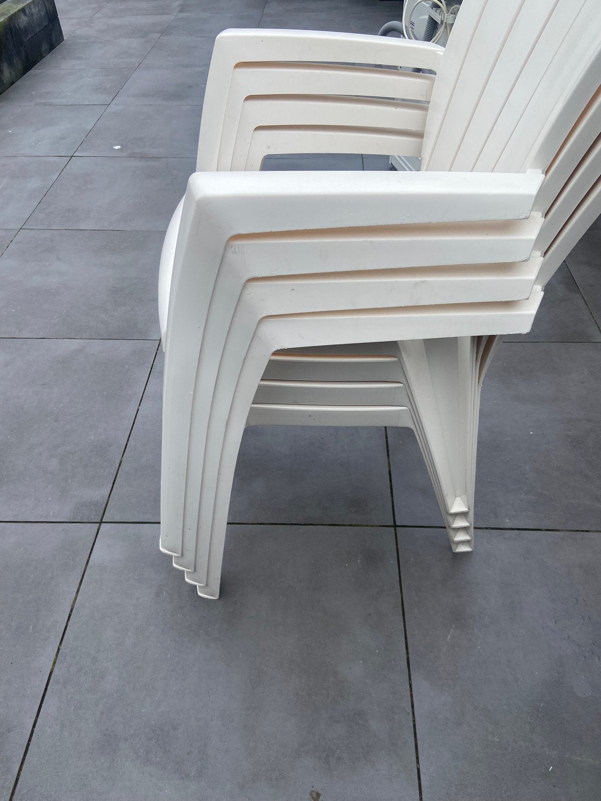Te koop 4 tuinstoelen weinig gebruikt, Ophalen, Zo goed als nieuw, Kunststof