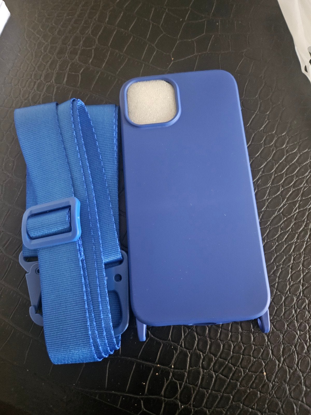 Blauwe iPhone 14 hoesje met koord - Nieuw, Met koord, IPhone 14, Blauw, Nieuw