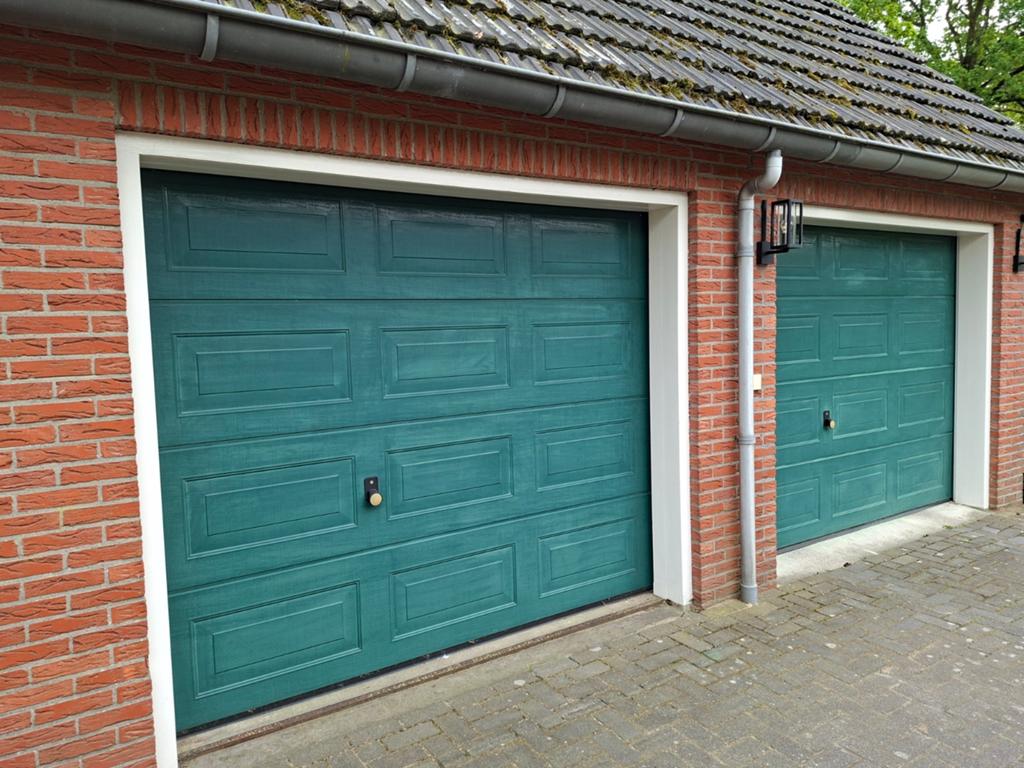 Garagedeur – 260 x 220 cm – groen, Doe-het-zelf en Verbouw, Deuren en Horren, Gebruikt, Garagedeur, Ophalen of Verzenden, 120 cm of meer
