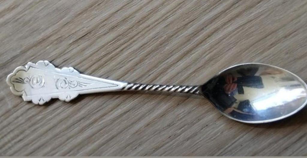 Oud zilveren DE theelepeltje, Antiek en Kunst, Ophalen of Verzenden