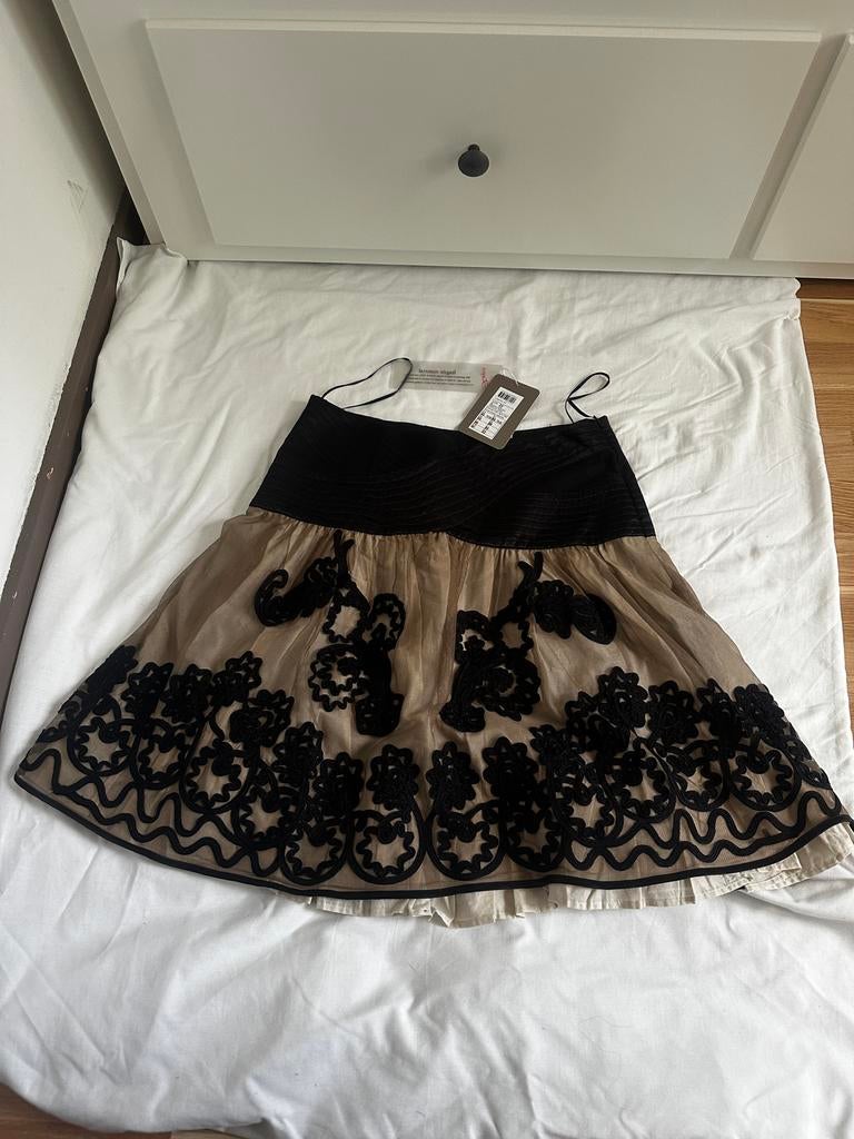 Steps Noches Embroidered Minirok Maat 34, Kleding | Dames, Rokken, Zwart, Ophalen of Verzenden, Zo goed als nieuw, Maat 34 (XS) of kleiner