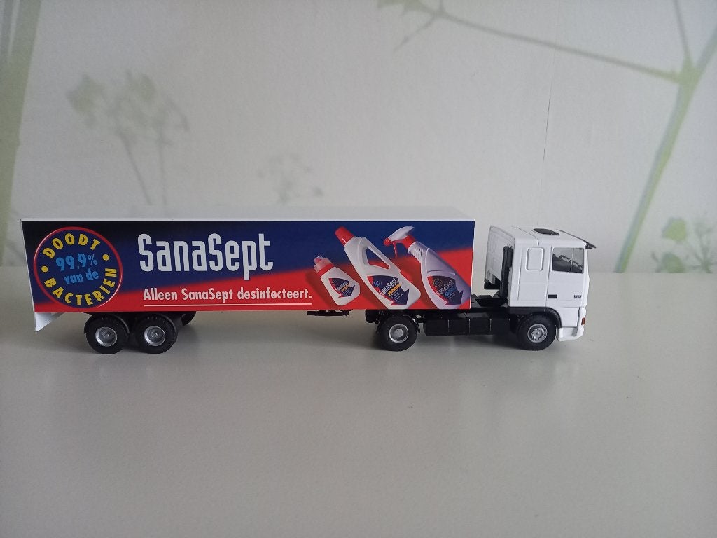 Daf XF met oplegger sanasept, Ophalen of Verzenden, Nieuw, Bus of Vrachtwagen, Lion Toys