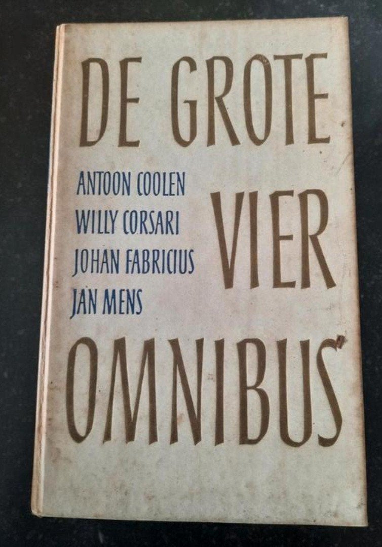 Vier 4 omnibus, Ophalen of Verzenden, Gelezen