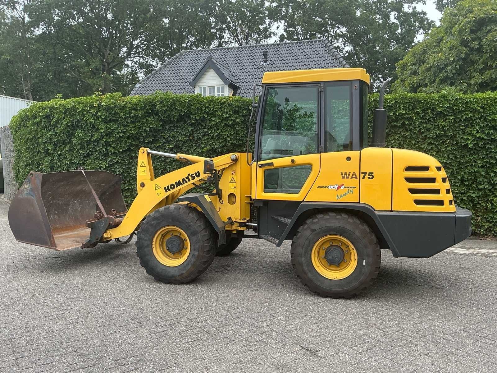 2001 Komatsu WA75-3 Shovel, Wiellader of Shovel