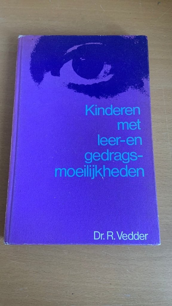 Kinderen met leer- en gedragsmoeilijkheden - R. vedder, Ophalen of Verzenden, Alpha