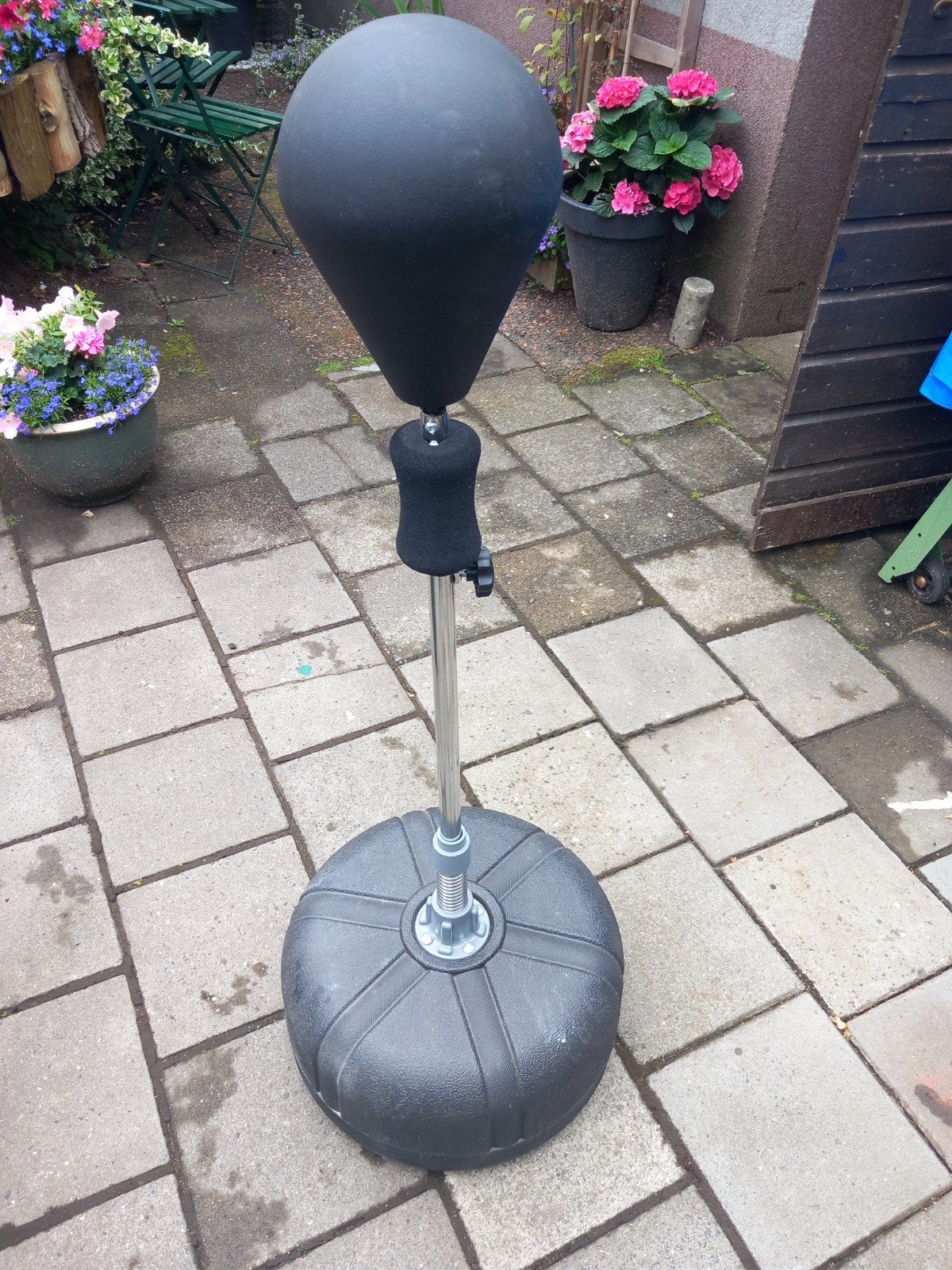 Vrijstaande Boksbal / Speed Bag met Verstelbare Hoogte, Ophalen