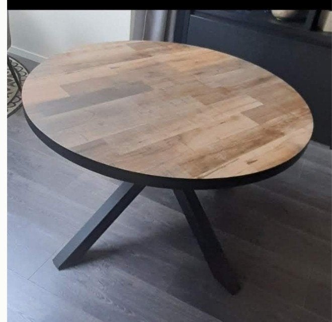 Lamilux ronde eettafel 120 cm met zwarte spinpoot, Huis en Inrichting, Rond, Zo goed als nieuw, Ophalen, Overige houtsoorten