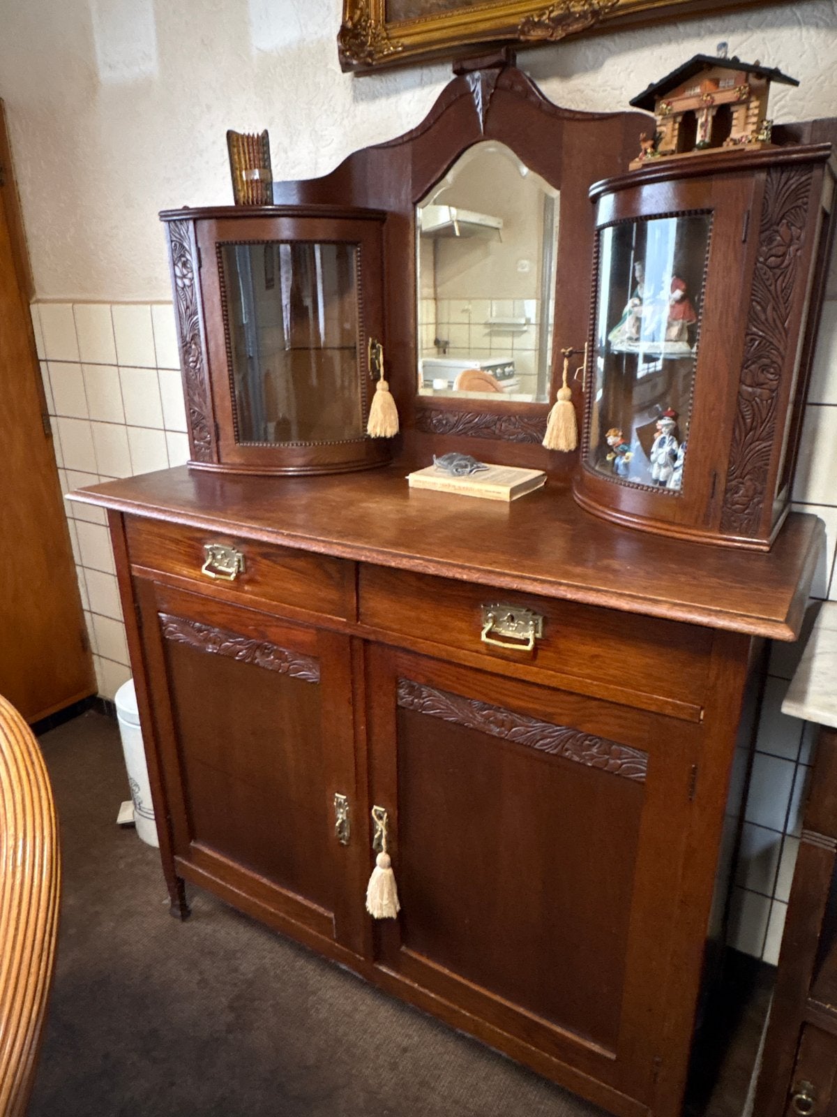 Antiek dressoir met spiegel en vitrinekastjes, Ophalen, 25 tot 50 cm
