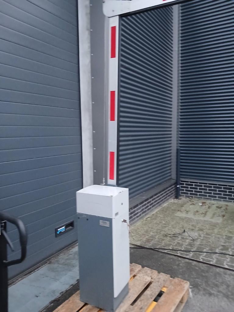 Slagboom met aansluitschema - Werkend te zien, Zakelijke goederen, Kantoor en Winkelinrichting | Beveiliging