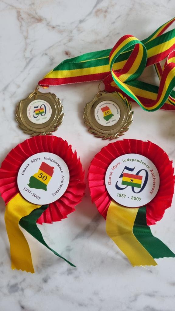 Medailles en rozetten  Rasta 50 jaar Ghana zelfstandig, Ophalen, Nieuw