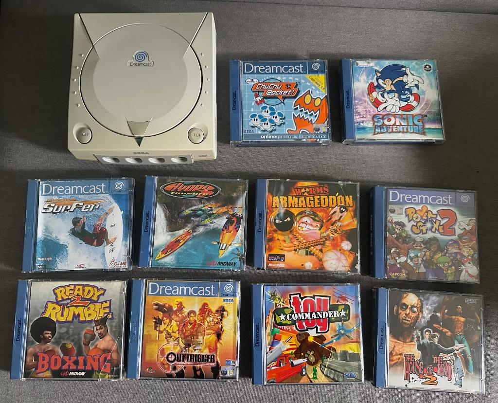 Dreamcast (EU, PAL) + 11 games  + Controllers & Accesoires , Gebruikt, Overige genres, Ophalen of Verzenden, 3 spelers of meer