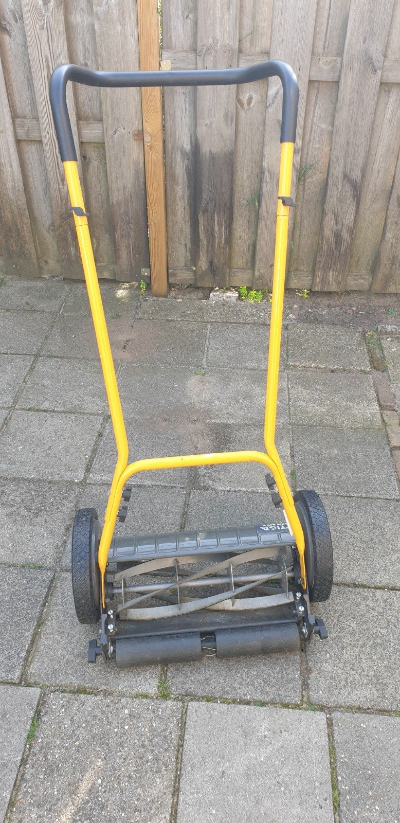 Goed werkende Stiga hand grasmaaier, Ophalen, Zo goed als nieuw, Handgrasmaaier, Stiga