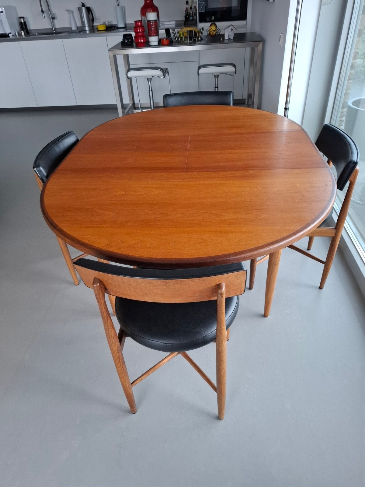 Vintage Teakhouten Eettafel met 4 Stoelen - Uitschuifbaar, Huis en Inrichting, Ophalen, Teakhout, Gebruikt, Vintage, Scandinavisch design