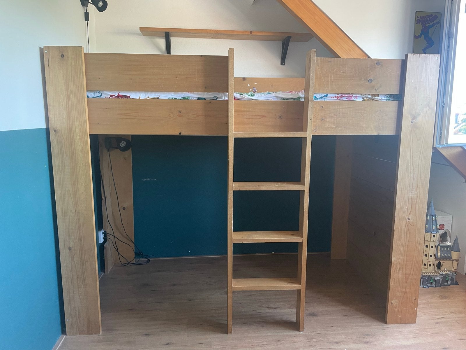 Hoogslaper 163 cm hoog inclusief lattenbodem, Ophalen, Gebruikt, Hoogslaper, 160 tot 180 cm