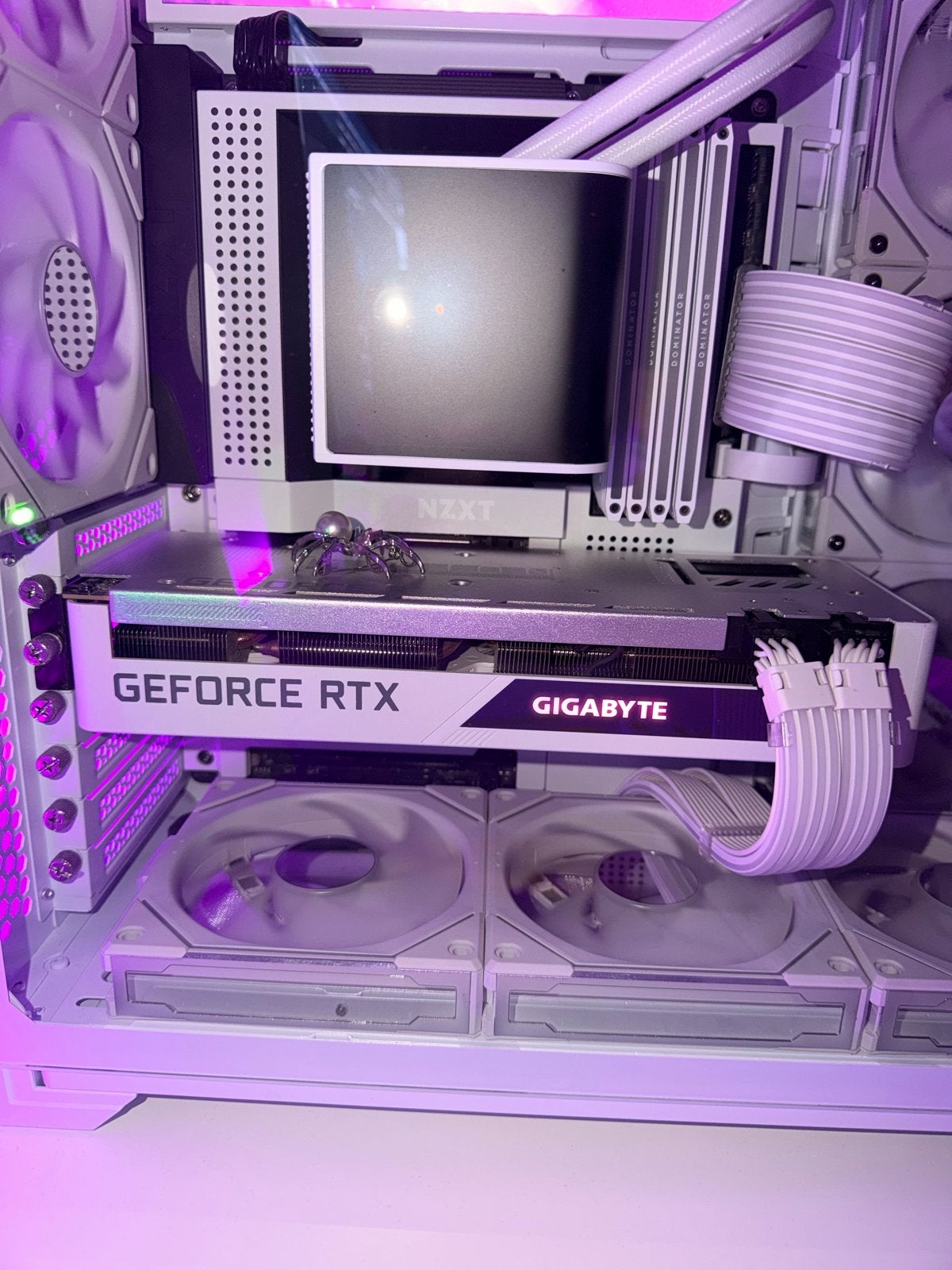 Gigabyte GeForce RTX 3070 OC VISION [WHITE], Computers en Software, Videokaarten, HDMI, GDDR6, PCI-Express 4, Ophalen of Verzenden