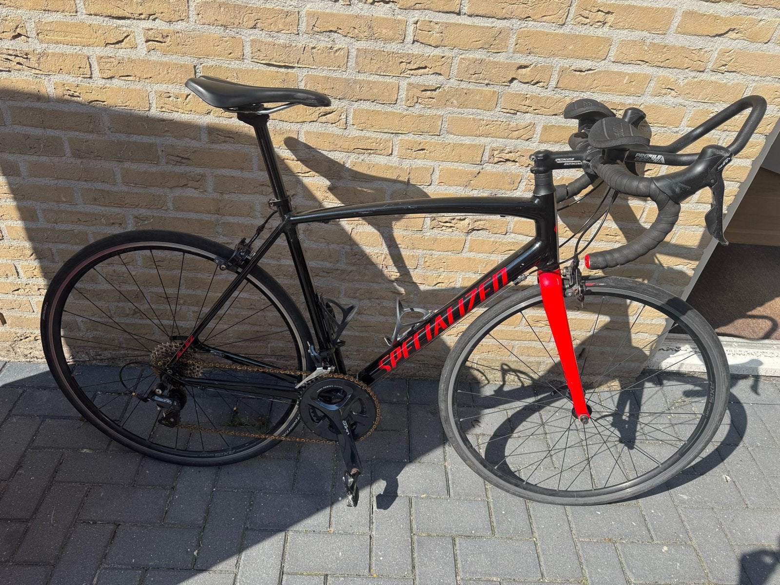 Specialized racefiets - Zwart/Rood, Maat 56, Fietsen en Brommers, Fietsen | Racefietsen, Gebruikt, Heren, Overige merken, Meer dan 20 versnellingen
