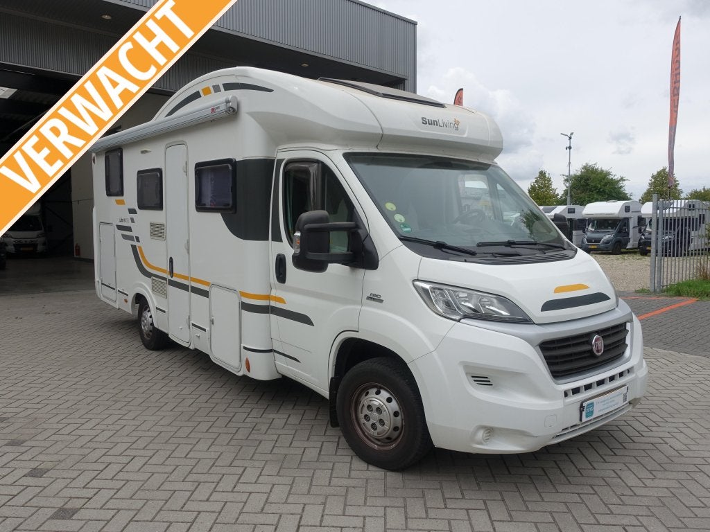 Sun Living (Adria) Lido 45 M-SL - 6 gordels, Caravans en Kamperen, Campers, Ringverwarming, Koelkast, Particulier, Sun Living