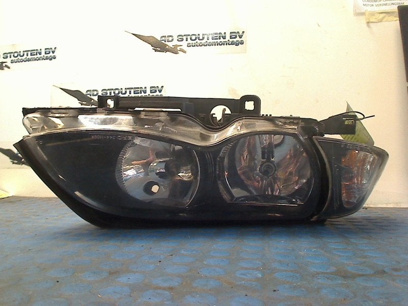 Koplamp Rechts BMW 3 serie Touring (E46/3) 2004 324441120R1, Gebruikt, Petuelring 130, München 80809, , Duitsland, BMW, Bayerische Motoren Werke AG
