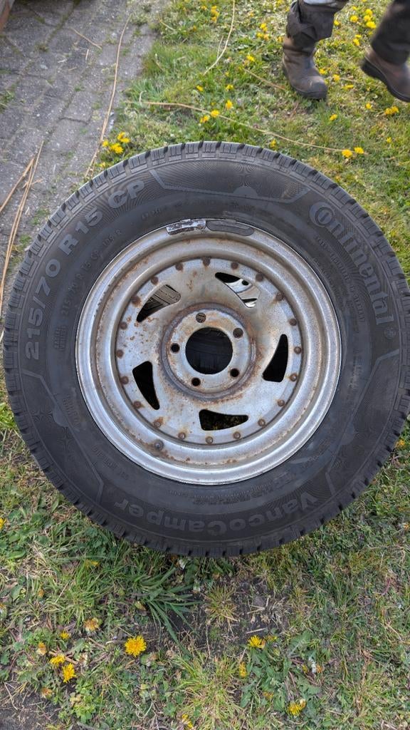 Chevy kleine steek velgen met goede banden en 2 wolfrace, Ophalen, 15 inch, Banden en Velgen, All Season