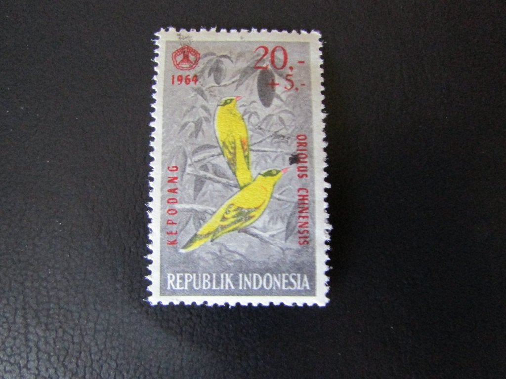 Postzegel Vogel: Chinese Wielewaal uit Indonesië, Ophalen of Verzenden, Postfris, Dier of Natuur