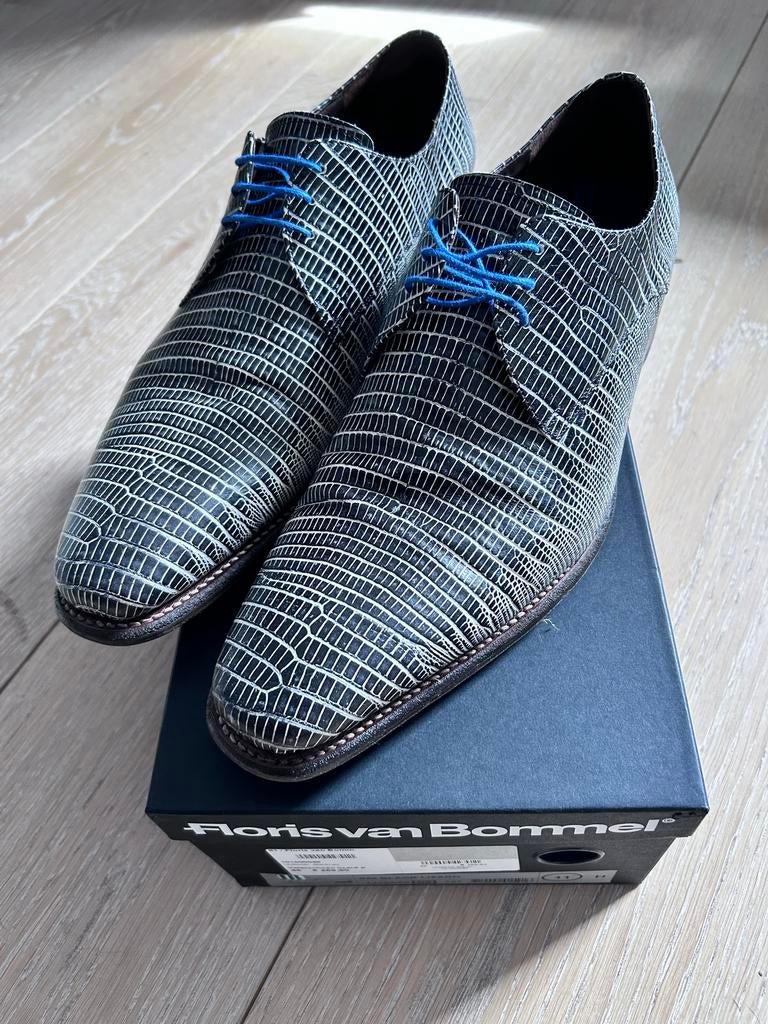 Floris van Bommel veterschoenen met reptielprint, Ophalen of Verzenden, Zo goed als nieuw, Zwart, Veterschoenen