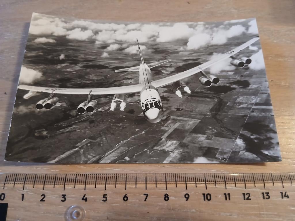 Boeing B-52 Stratofortress bommenwerper Vliegtuig Luchtvaart, Ophalen of Verzenden, Zo goed als nieuw, Kaart, Foto of Prent