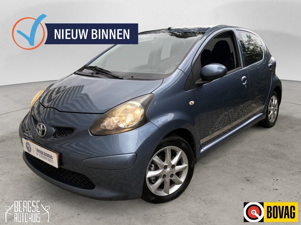Toyota Aygo 1.0 12V Access Airco Navi Lmv BT (bj 2009), Voorwielaandrijving, Dealer onderhouden, Gebruikt, 68 pk