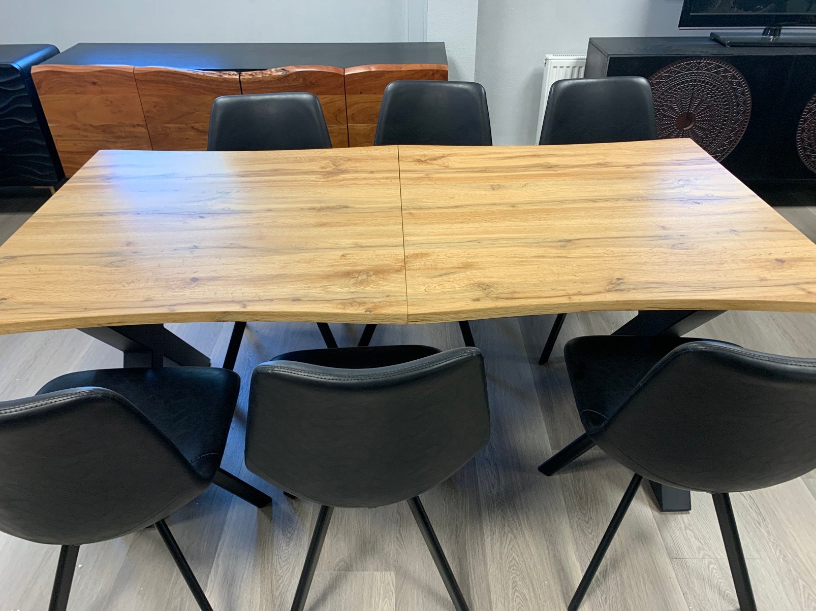 Uitschuifbare Eettafel eiken kleur 180-220 cm, Ophalen, 200 cm of meer, 50 tot 100 cm, Zo goed als nieuw