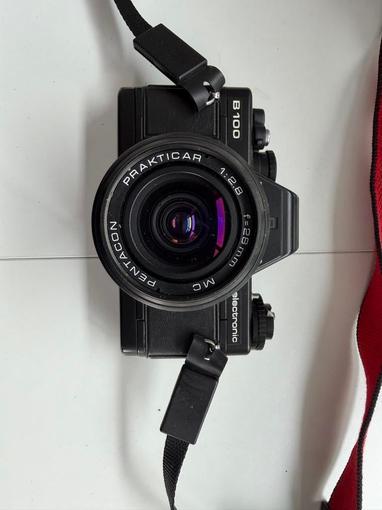 Praktica B100 Spiegelreflexcamera met Pentacon 28mm lens, Audio, Tv en Foto, Fotocamera's Analoog, Ophalen of Verzenden, Gebruikt