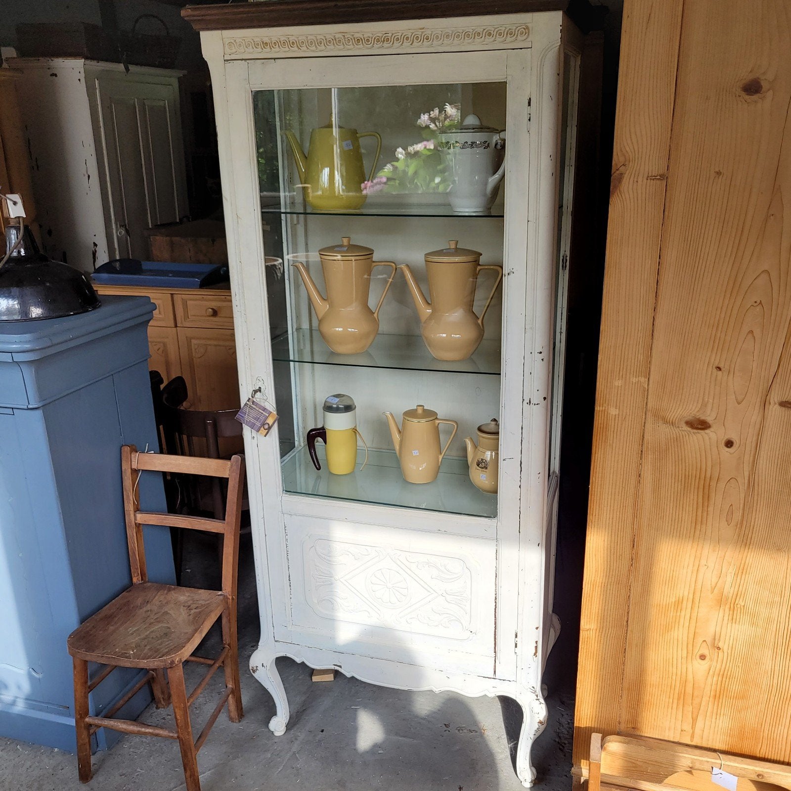 Brocante oude smalle vitrinekast servieskast winkelkast, Ophalen