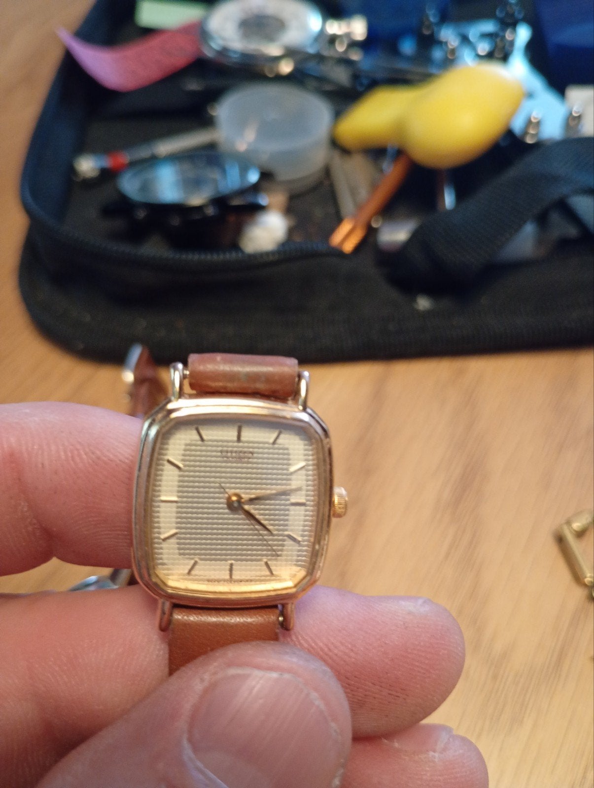 Mooi Citizen horloge met leren bandje, Sieraden, Tassen en Uiterlijk, Horloges | Dames, Overige merken, Overige materialen, Polshorloge