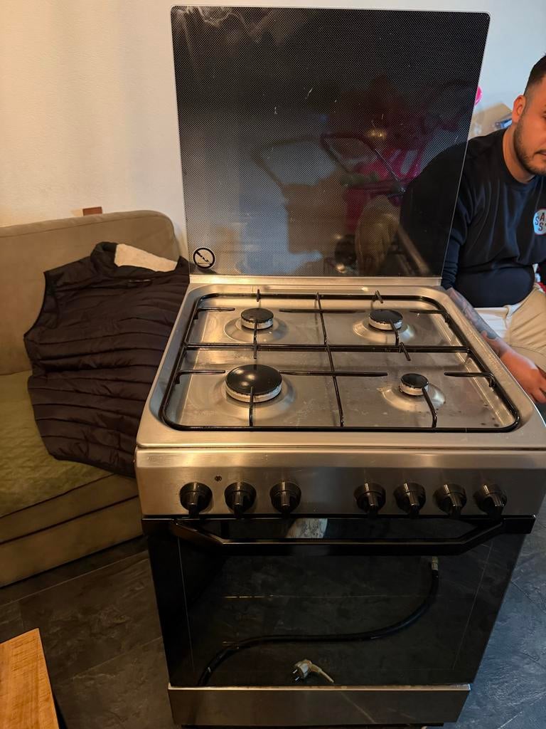 gasfornuis met oven, Ophalen, Gebruikt, Hete lucht, 60 cm of meer