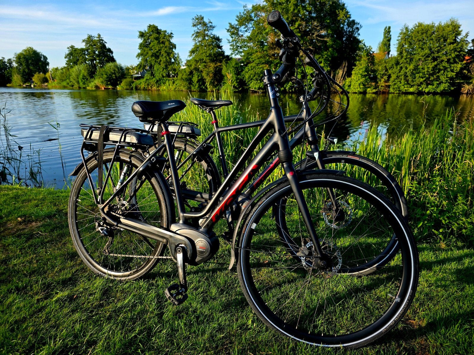 Fantastische set Koga e-bikes € 1.295, setprijs € 2.500, Zo goed als nieuw, 50 km per accu of meer, 55 tot 59 cm, Ophalen