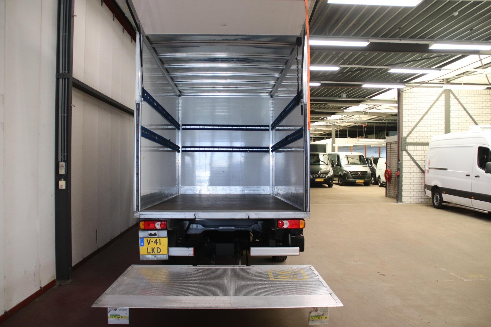 Fiat Ducato BAKWAGEN MEUBELBAK MET LAADKLEP BAKWAGEN MEUBELB, Gebruikt, Euro 6, 2000 kg, Bedrijf