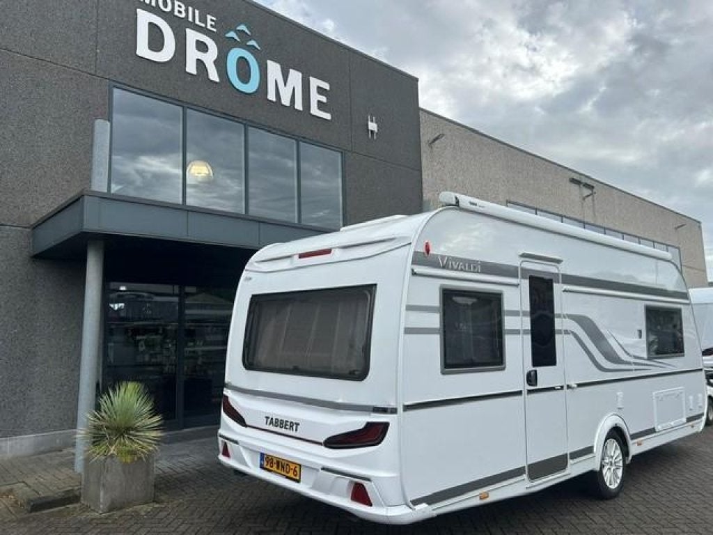 Tabbert Vivaldi 550 E FULL OPTIONS, Caravans en Kamperen, Caravans, Schokbreker, Rondzit, Tabbert, Bedrijf