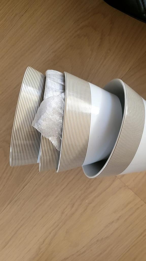 Servies met streepjespatroon - Borden, kommen en kopjes, Ophalen