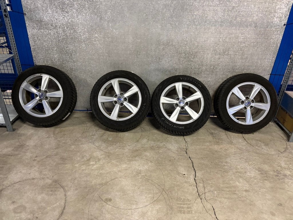 16'' 5-Spaaks Silver - V40 - Vredestein Snowtrac - 205/55 R1