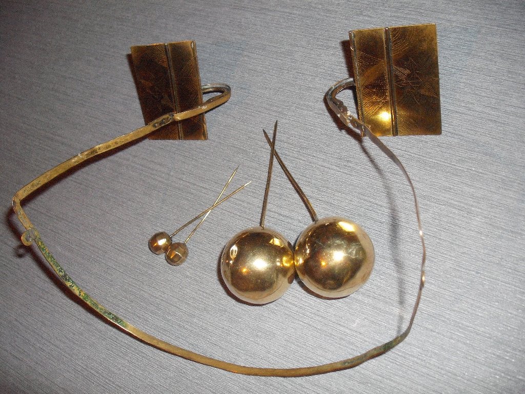 * Oorijzer met spelden - Zeeuwse Klederdracht - Z-Beveland *, Verzenden, Dames