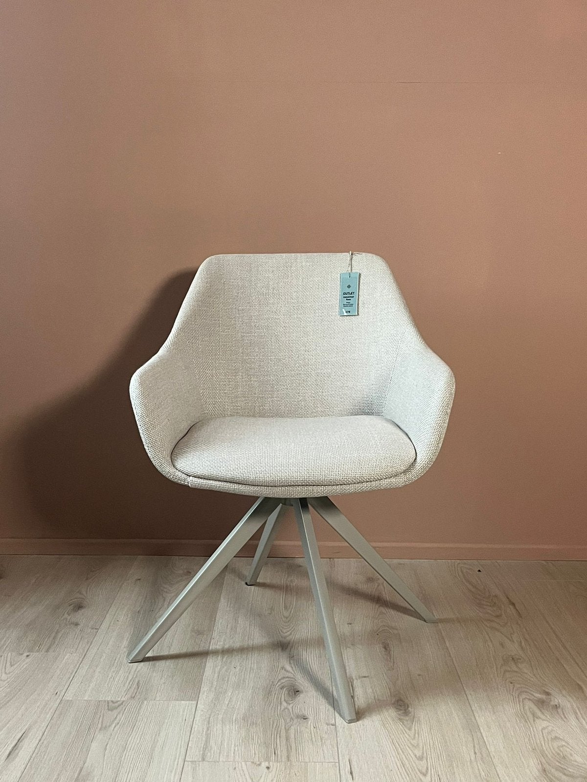 HelloChair Rave, Huis en Inrichting, Stoelen, Ophalen, Zo goed als nieuw